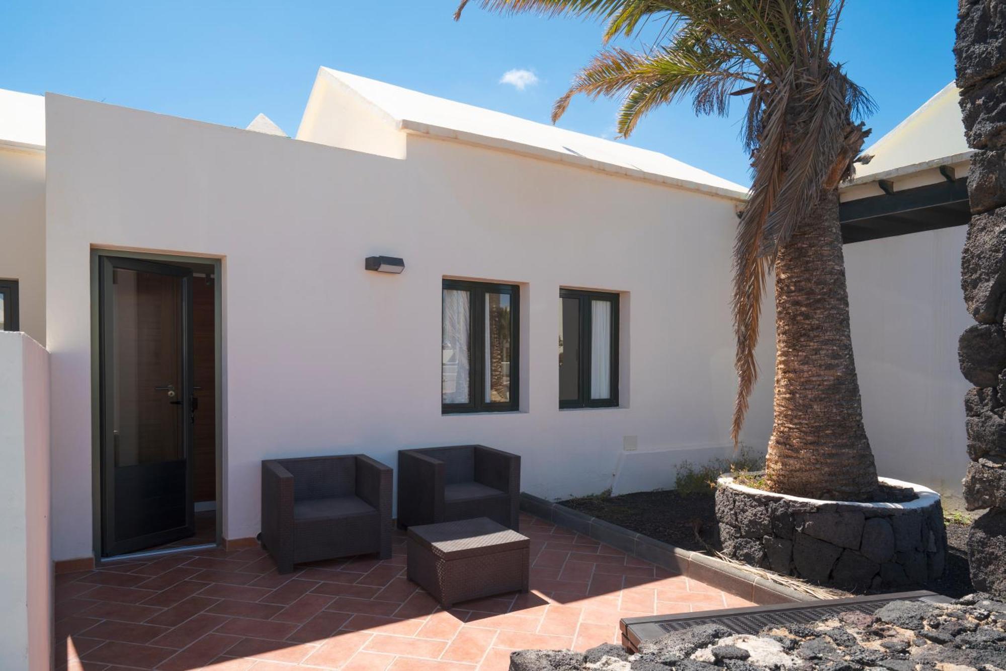 Lanzahost Casa Sunny Seafront Costa Teguise Exterior foto